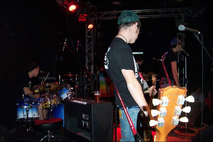 Pagella Non Solo Rock - Sottodiciotto FilmFestival 2005