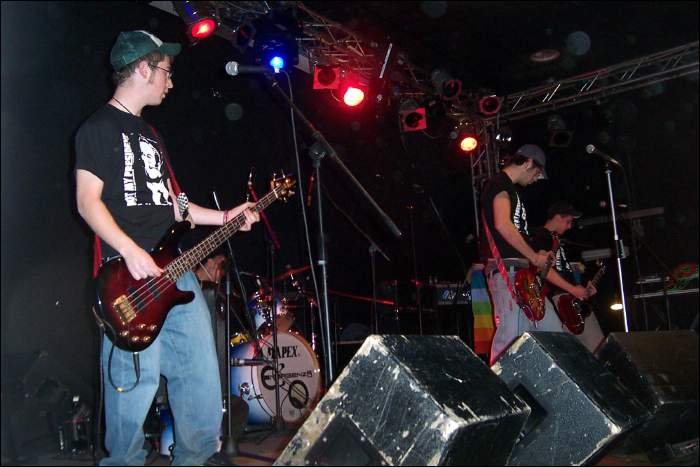 Pagella Non Solo Rock - Sottodiciotto FilmFestival 2005